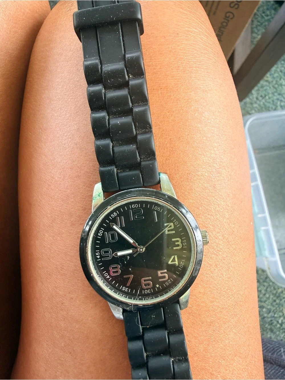 Black Silicone Strap Analog Watch - Casual Everyday Wear